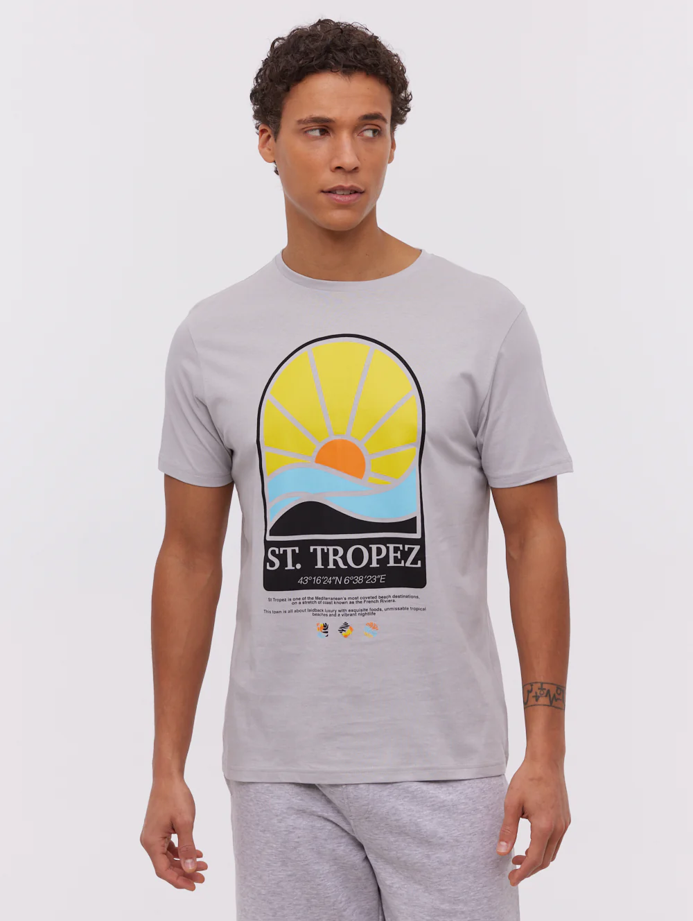 Vetral Graphic T-Shirt & Shorts 4-Pack - Image 8