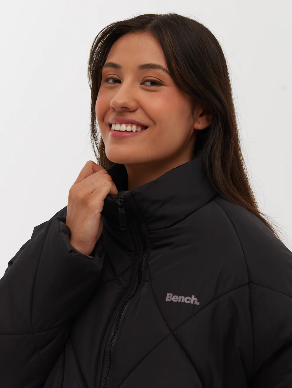 Yarah Oversize Diamond Puffer Coat - Black - Image 2